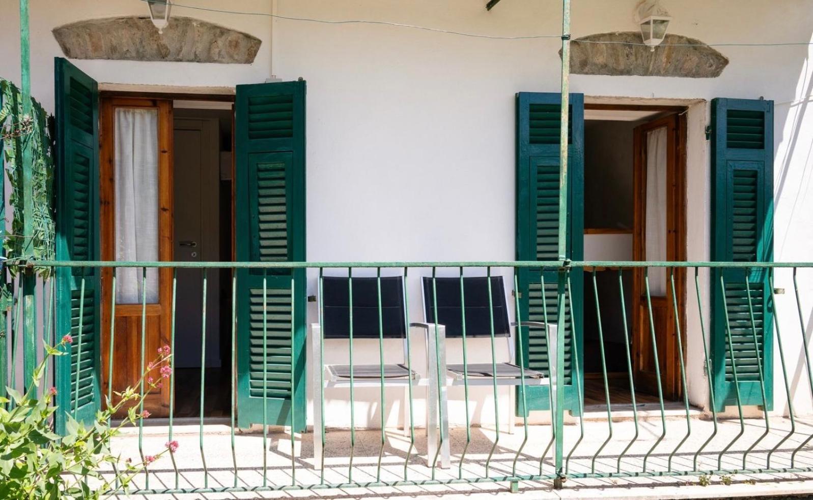 Da Antonio Apartment Biassa Bagian luar foto
